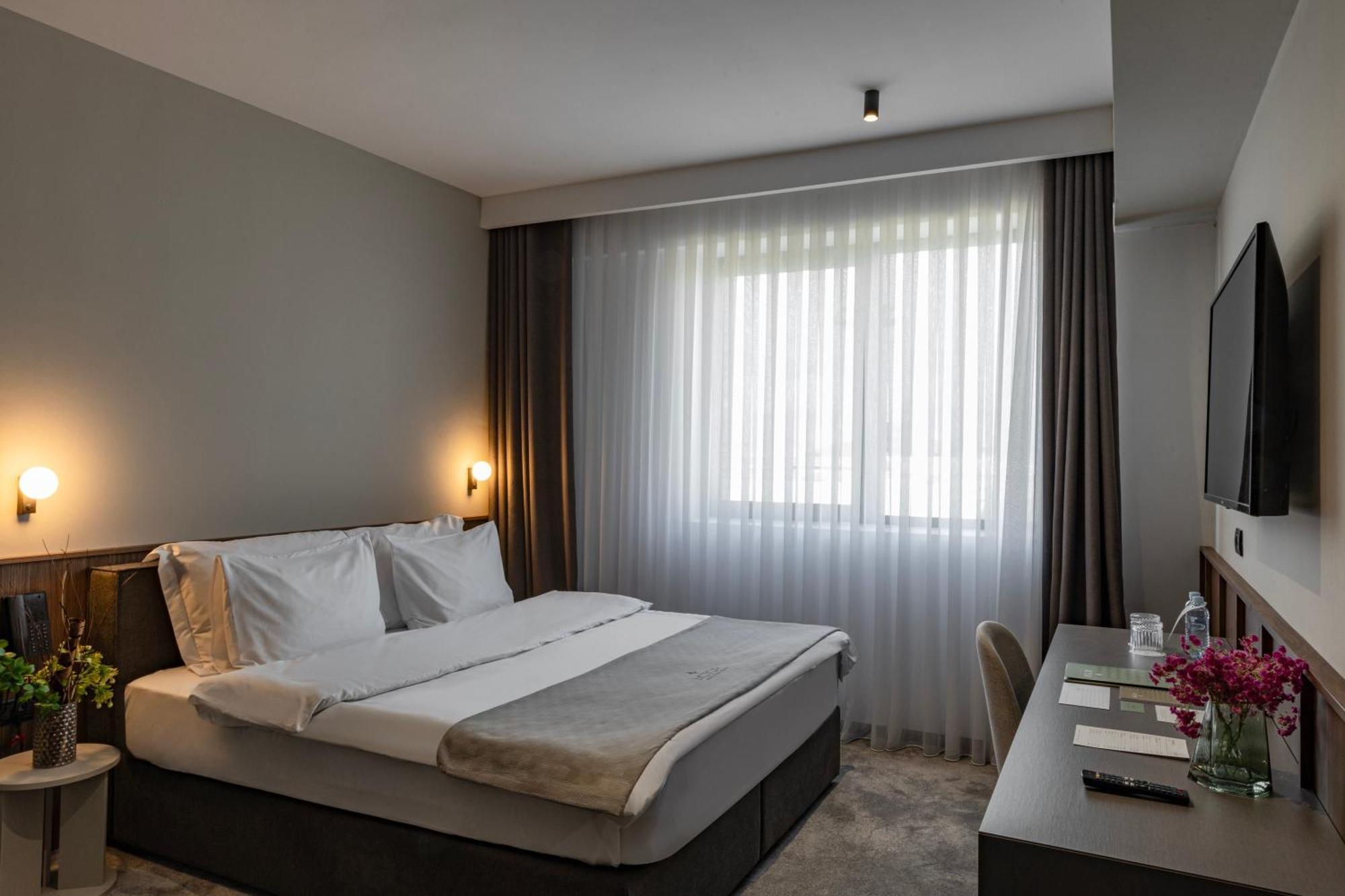 Actor Hotel Suto Orizari Extérieur photo